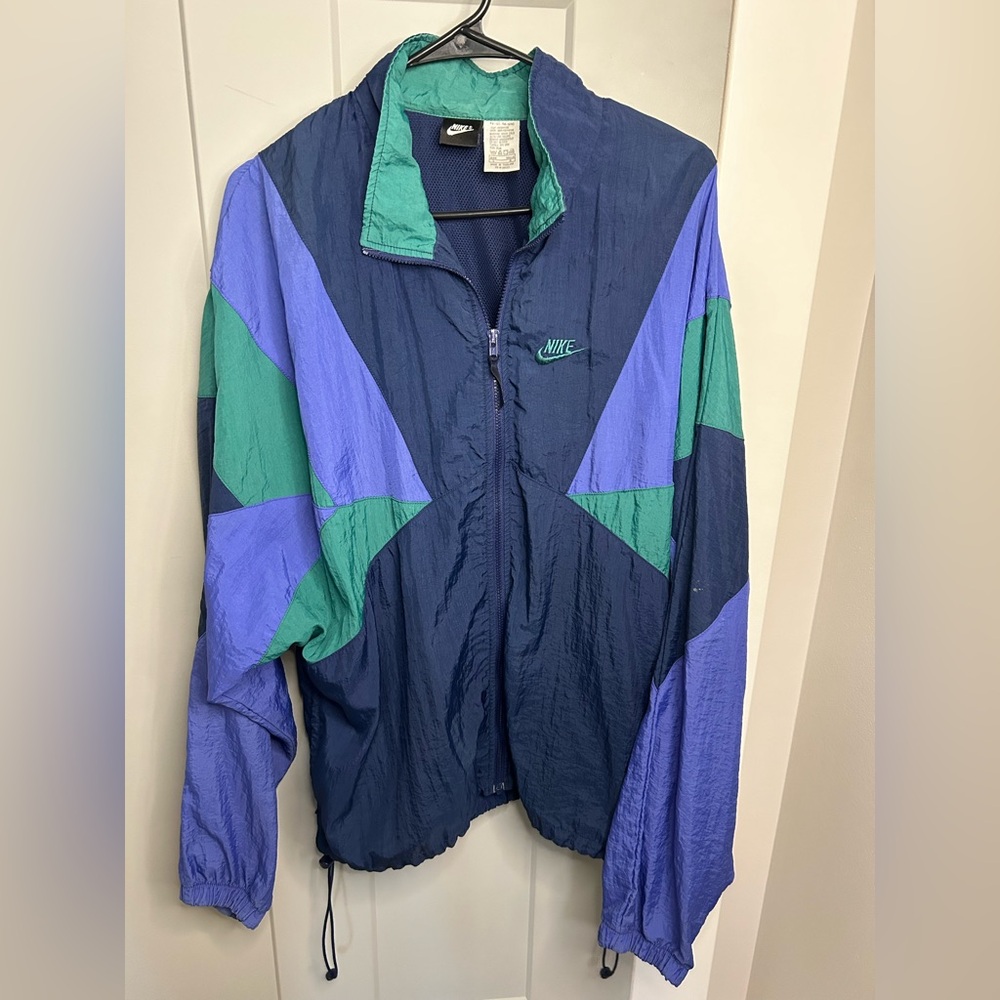 Nike retro windbreaker